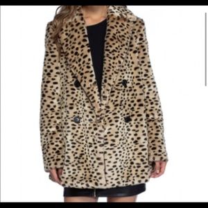 Faux fur leopard jacket